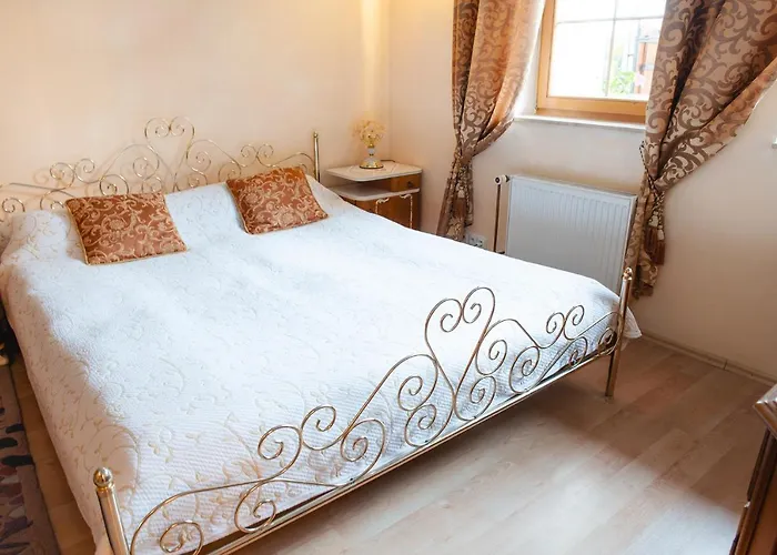 Bydleni U Babicky * Bratronice